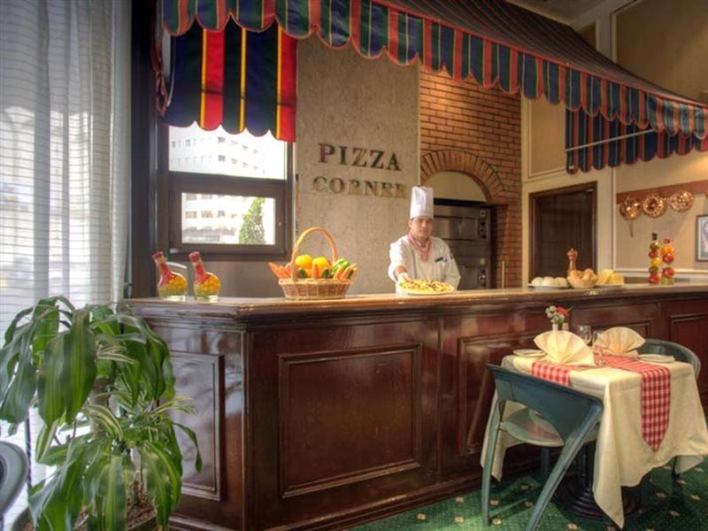 Hotel Al Diar Dana 2*